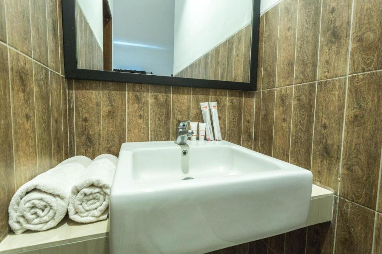 Hotel Bumi Aditya Senggigi Eksteriør billede