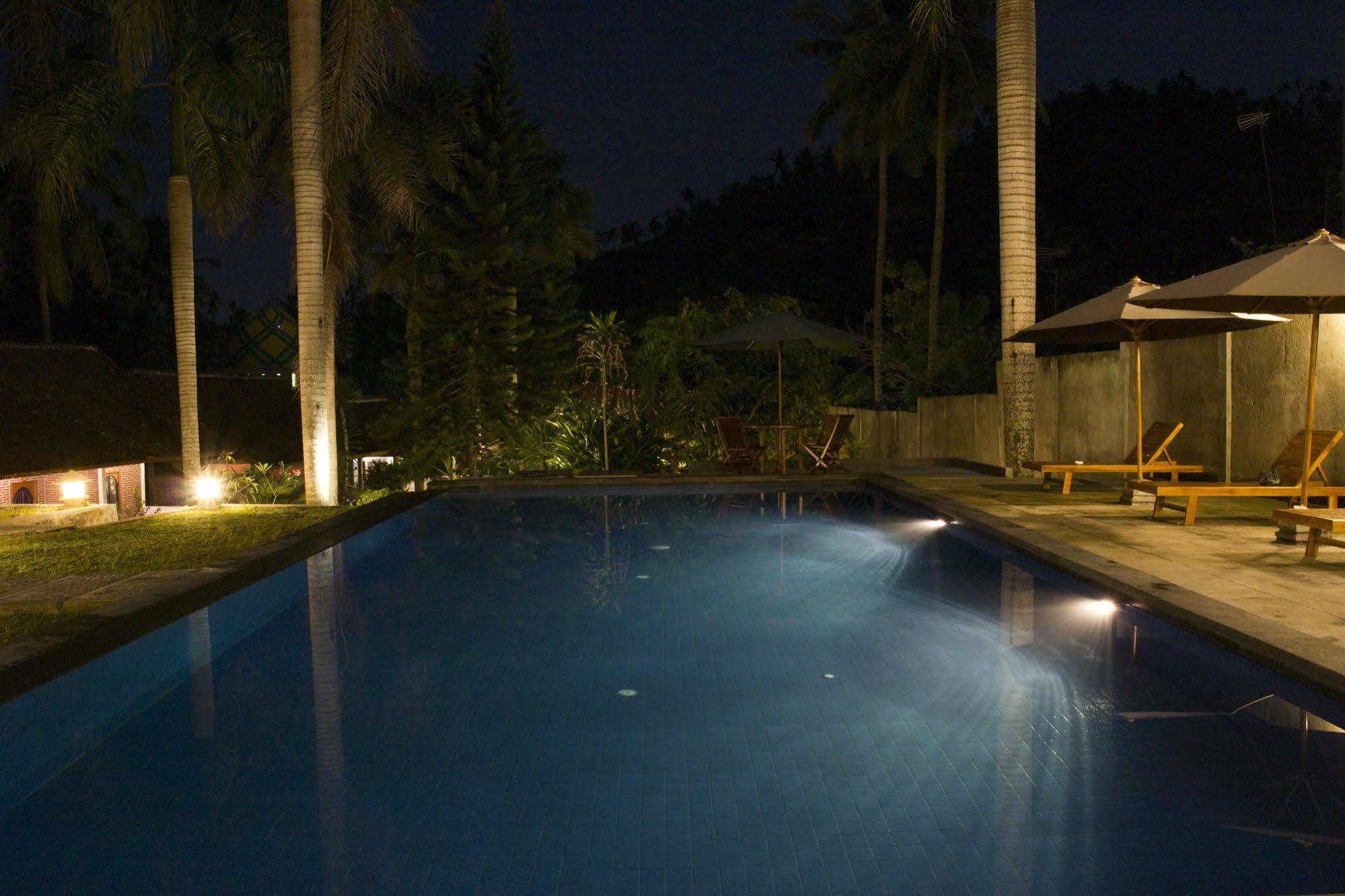 Hotel Bumi Aditya Senggigi Eksteriør billede