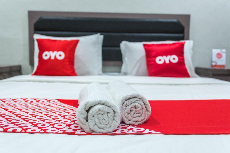 Hotel Bumi Aditya Senggigi Eksteriør billede